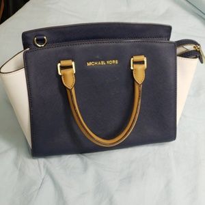 Michael kors bag